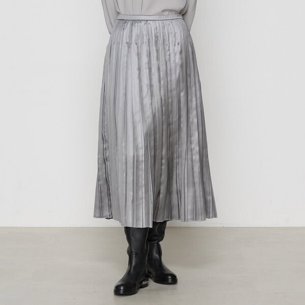 K．T キヨコ タカセ（K．T KIYOKO TAKASE）/エンボスチンツサテン コンビネーションボックスプリーツスカート