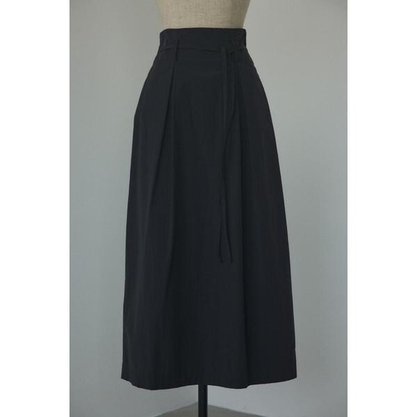 ブラック バイ マウジー（BLACK BY MOUSSY）/2tuck cocoon skirt