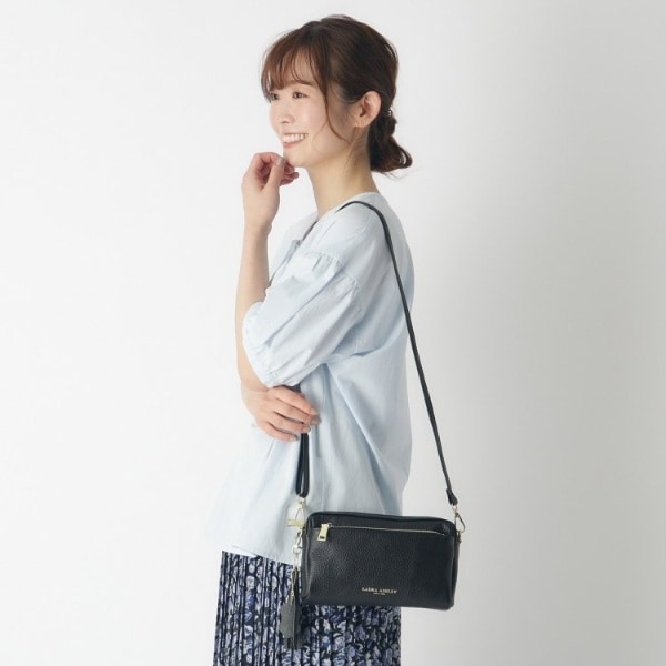 ローラ アシュレイ（LAURA ASHLEY）/【ベルト長さ調節可】レザージップ