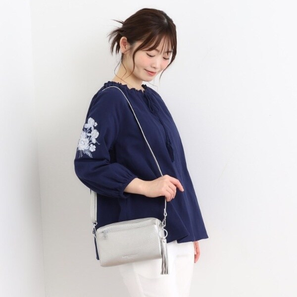 ローラ アシュレイ（LAURA ASHLEY）/【ベルト長さ調節可】レザージップ