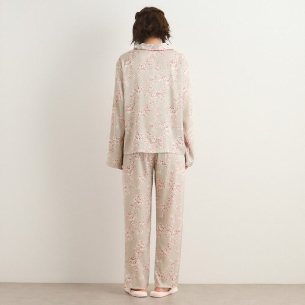 ローラ アシュレイ（LAURA ASHLEY）/【収納袋付きサテン】ポリントン