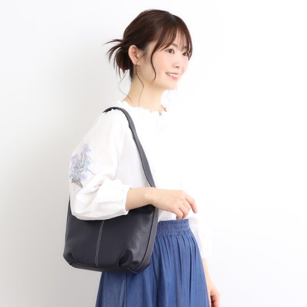 ローラ アシュレイ（LAURA ASHLEY）/【牛皮なめし革／肩先長さ調節する可】ワンハンドルバッグ
