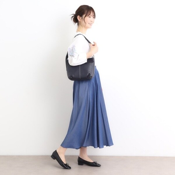 ローラ アシュレイ（LAURA ASHLEY）/【牛皮なめし革／肩先長さ調節する可】ワンハンドルバッグ