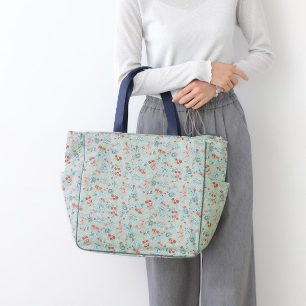ローラ アシュレイ（LAURA ASHLEY）/【STORY掲載！撥水加工キャリーセット可】ロサ サンクタ柄 トラベル トートバッグ_2