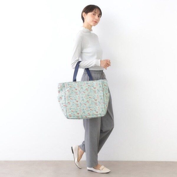 ローラ アシュレイ（LAURA ASHLEY）/【STORY掲載！撥水加工キャリーセット可】ロサ サンクタ柄 トラベル トートバッグ_8