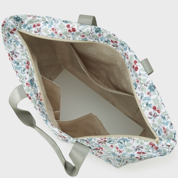 ローラ アシュレイ（LAURA ASHLEY）/【STORY掲載！撥水加工キャリーセット可】ロサ サンクタ柄 トラベル トートバッグ_17