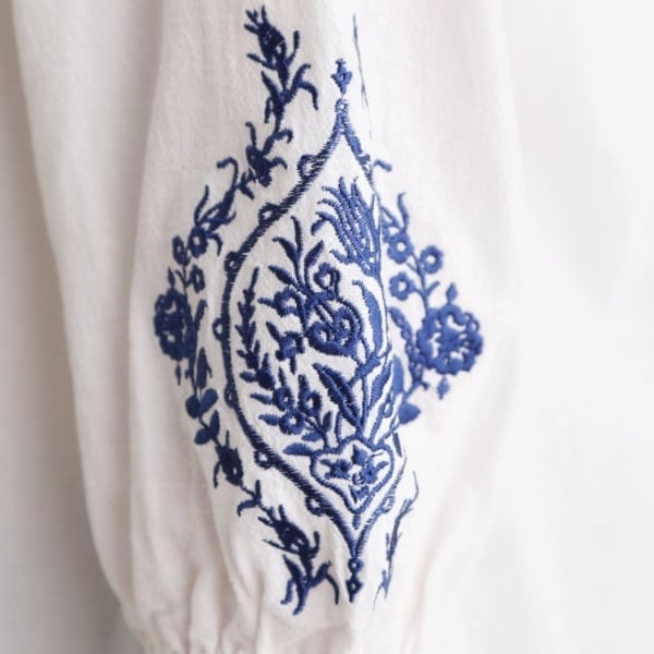 ローラ アシュレイ（LAURA ASHLEY）/【コットン100％／7分袖／4colors】フォスコット ダマスク柄 刺繍ブラウス_7