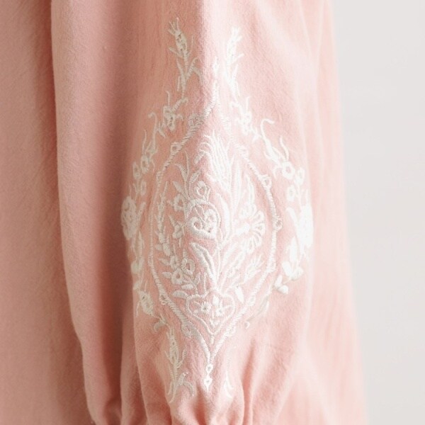 ローラ アシュレイ（LAURA ASHLEY）/【コットン100％／7分袖／4colors】フォスコット ダマスク柄 刺繍ブラウス_11