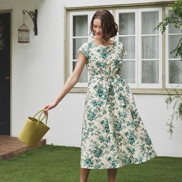 ローラ アシュレイ（LAURA ASHLEY）/【洗える／コットン100％／3colors／同柄アイテムあり】ウォールド ガーデン柄ワンピース