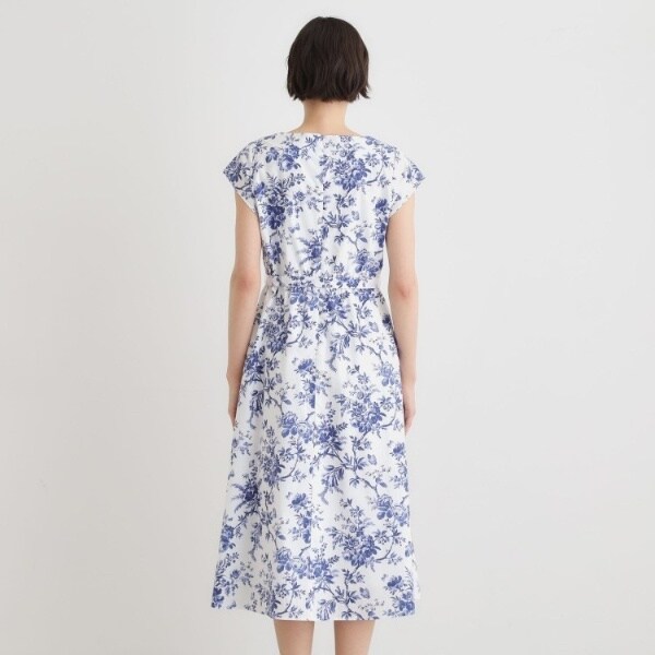 ローラ アシュレイ（LAURA ASHLEY）/【洗える／コットン100％／3colors／同柄アイテムあり】ウォールド ガーデン柄ワンピース