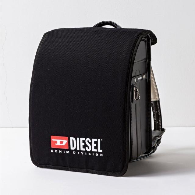 【NEW】ディーゼル/DIESEL(ディーゼル)ランドセルカバーロゴタイプの通販は 5,524円