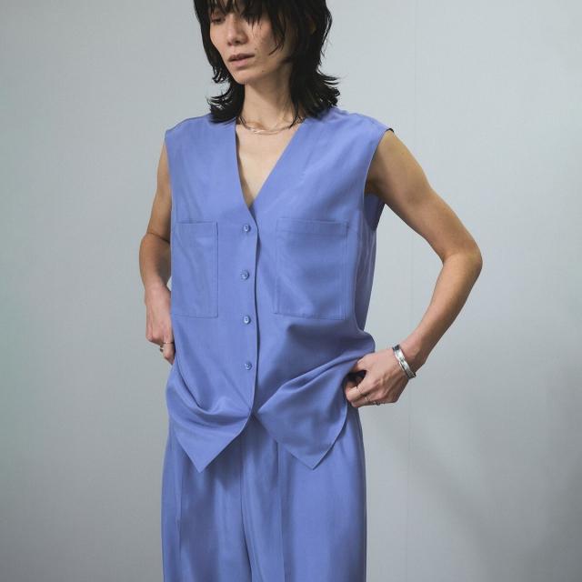 サロン アダム エ ロペ（SALON adam et rope’ ）/[25SS]GENTLE SILKジレ【セットアップ対応】_2