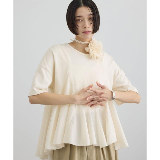 サロン アダム エ ロペ（SALON adam et rope’ ）/【AAYUSHI（アユーシ） for SALON】別注ペプラムラッフルTシャツ