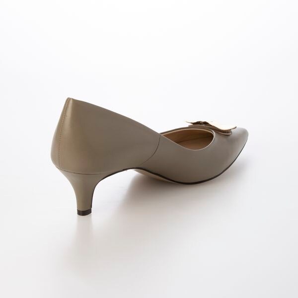 カリーノ（carino）/メタルパーツパンプスの通販はau PAY マーケット