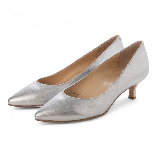 カリーノ（carino）/ポインテッドトゥプレーンパンプス