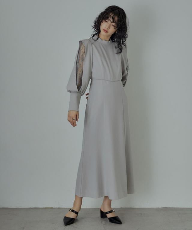 【新品タグ付き】アッシュネイビー　ドレスアン　ドレス結婚式ワンピース ニアナ niana プリーツ×レース 7分袖ドレス 結婚式ワンピース