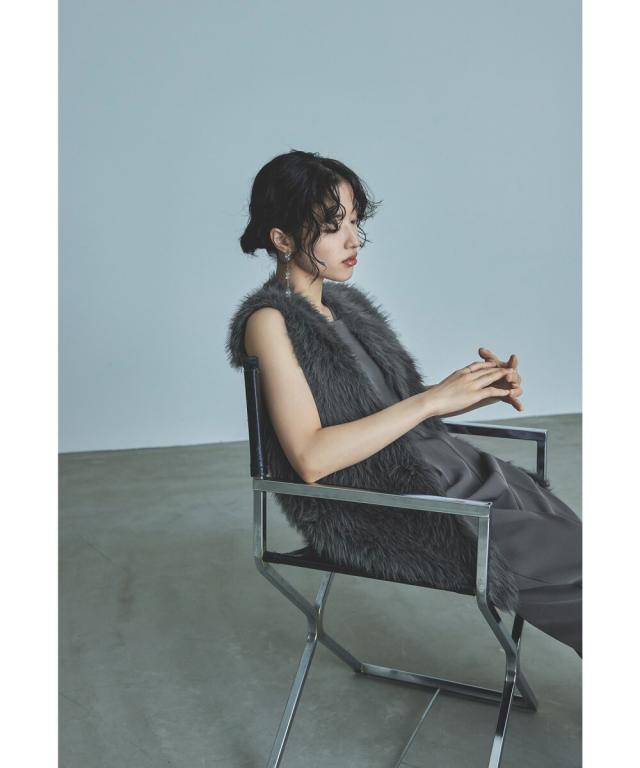 ニアナ（niana）/フェイクファーベストの通販はau PAY マーケット