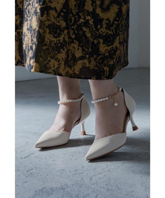 ニアナ（niana）/パールアンクルチャーム付きパンプス