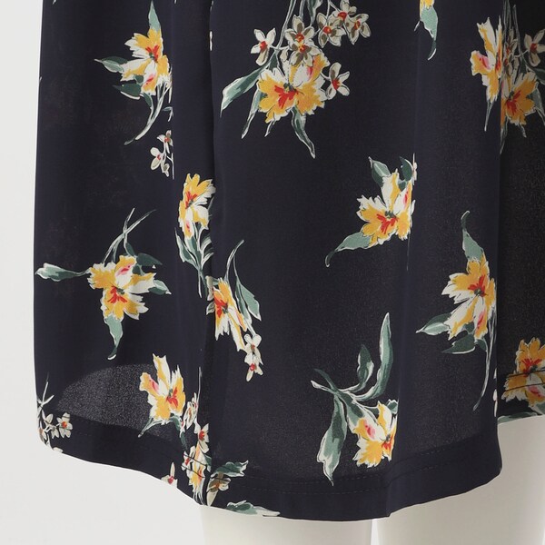 ターシャルビー/【大きいサイズレディース】フラワープリント