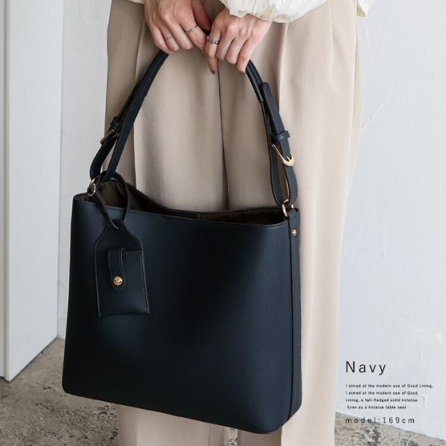 ヴィータフェリーチェ（VitaFelice）/11収納ワンハンドルショルダー