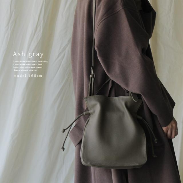 ヴィータフェリーチェ（VitaFelice）/本牛革巾着ショルダーバッグ【aroco/アロコ】