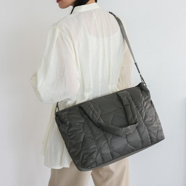 ヴィータフェリーチェ（VitaFelice）/キルティング2wayトートバッグ【Depral/デプラル】の通販は