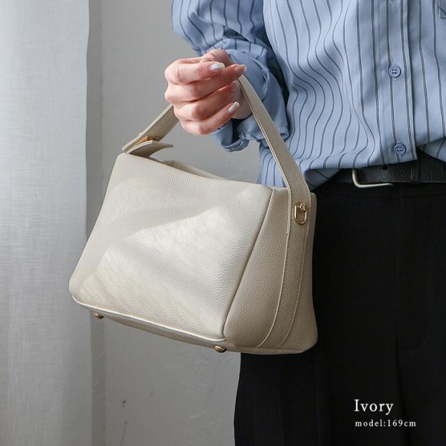 ヴィータフェリーチェ（VitaFelice）/ワンハンドル牛革ハンドバッグ セレモニー【Depral/デプラル】