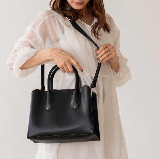 ヴィータフェリーチェ(VitaFelice)/3ルーム2WAYハンドバッグ【Depral/デプラル】※セレモニー向けの通販は ヴィータフェリーチェ(VitaFelice)/3ルーム2WAYハンドバッグ【Depral/デプラル】※セレモニー向けの通販は