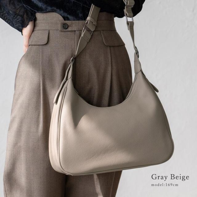 ヴィータフェリーチェ（VitaFelice）/本牛革ハーフムーンショルダー