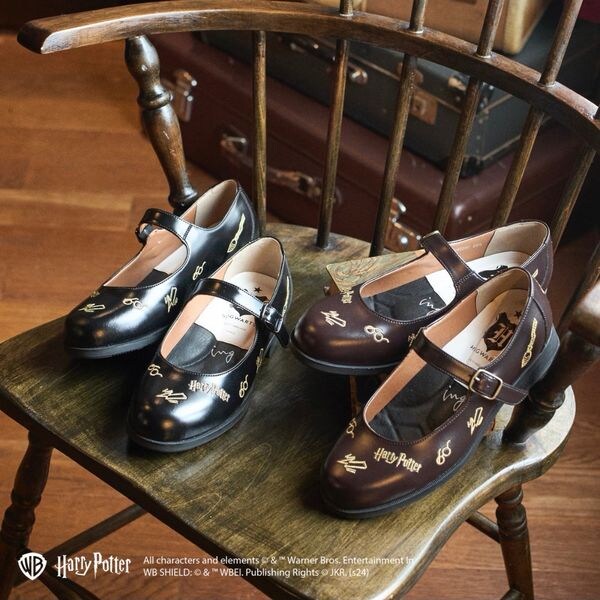 イング（シューズ）（ing）/【ハリー・ポッターコラボレーション】刺繍モチーフメリージェーンパンプス