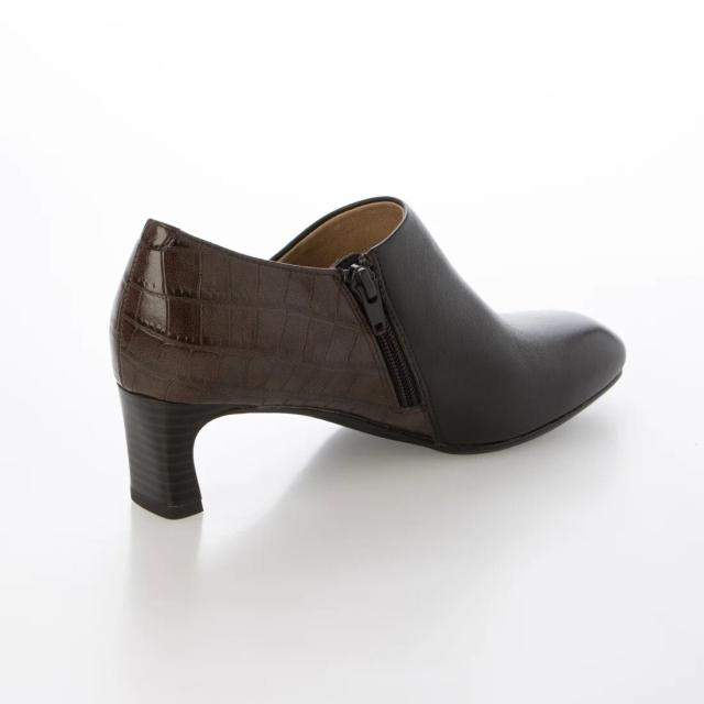 イング（シューズ）（ing）/クラシカルブーティパンプス