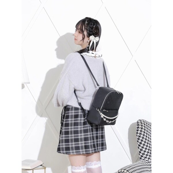 ノエミー（NOEMIE）/モノグラムエンボスリュックの通販はau PAY 