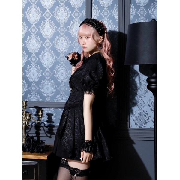 ノエミー（NOEMIE）/ゴシックドレッシーラッフルセットアップの