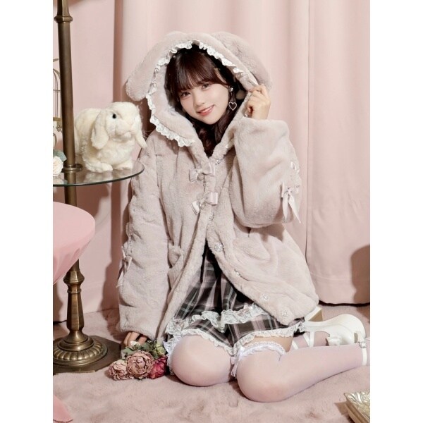 ノエミーうさ耳アウター うさ耳ポケットハート袖スピンドルファーブルゾン（ブルゾン｜オフ