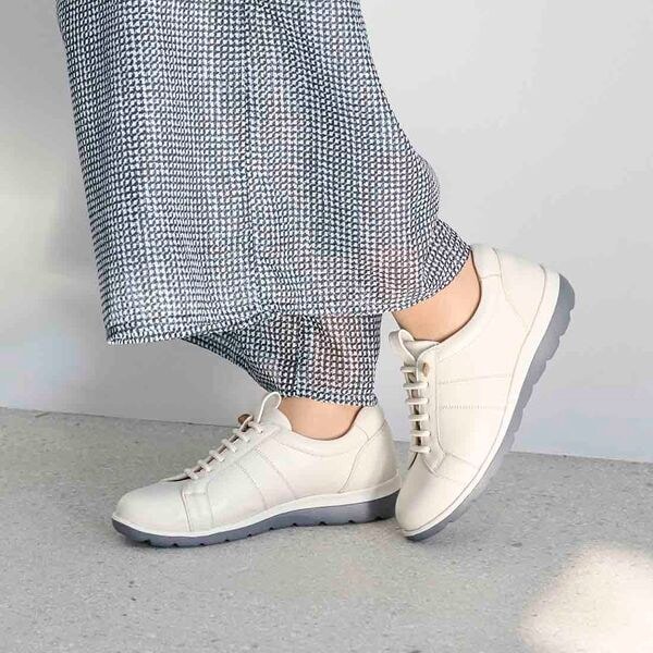 アトリエ（Atelier）/【3E】ゴム紐スリッポン軽量スニーカー