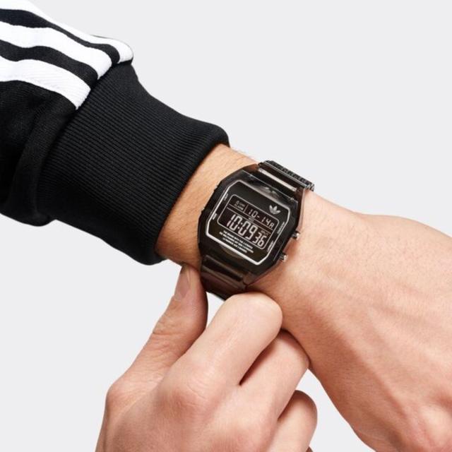 アディダス（adidas）/DIGITAL TWO Crystal デジタルツークリスタル　AOST24064の通販は