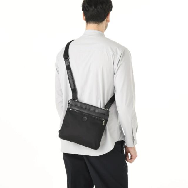 オロビアンコ（Orobianco）/【A5サイズ】ショルダーバッグ