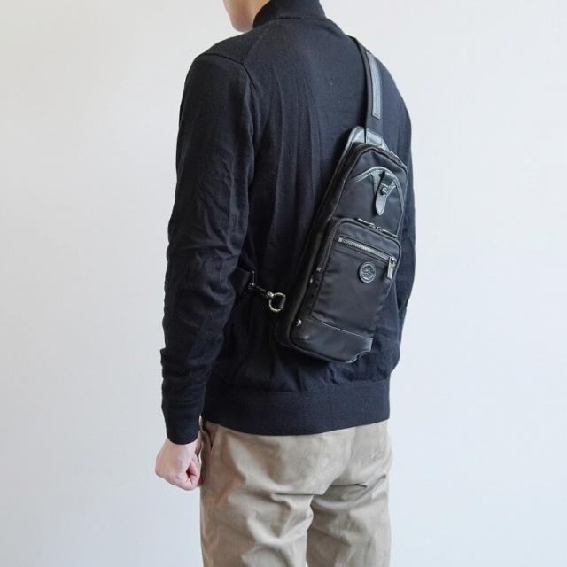 オロビアンコ（Orobianco）/ショルダーバッグ オロビアンコ ソロぺルテ