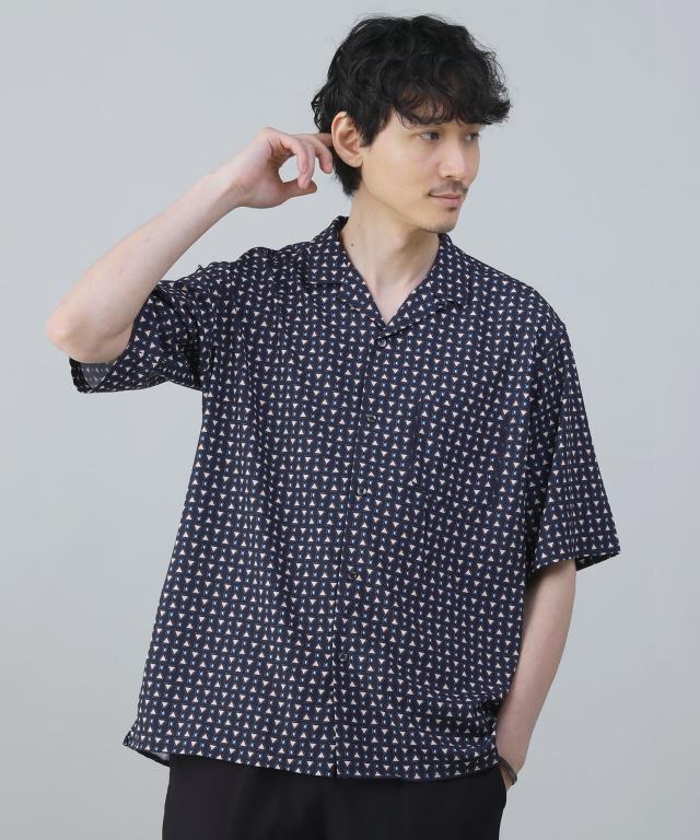 スプートニクス（SPUTNICKS）/＜ALLOWED TO UNFOLD＞レトロプリントポリエステル襟付き半袖シャツ_2