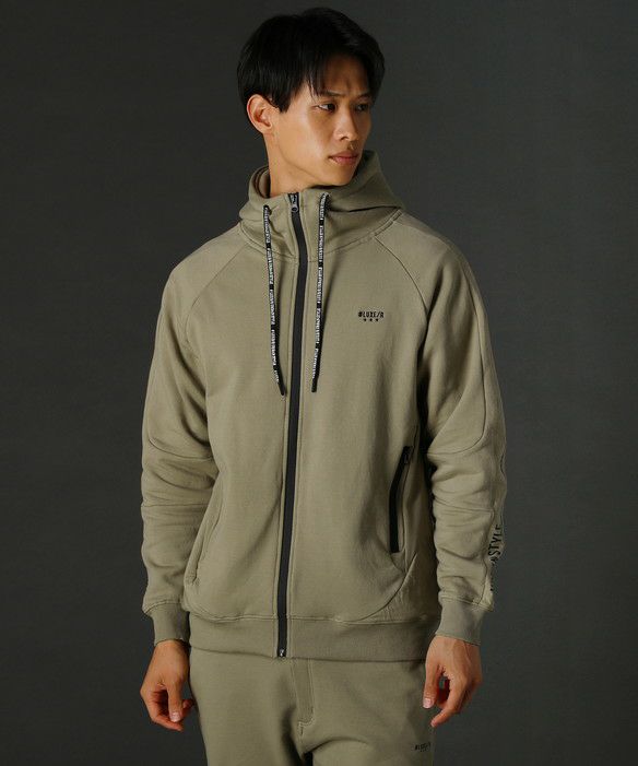 レジェス（REZES）/＜LUXE/R＞ナイロンツイル切替裏起毛ハイネック止水ジップパーカー