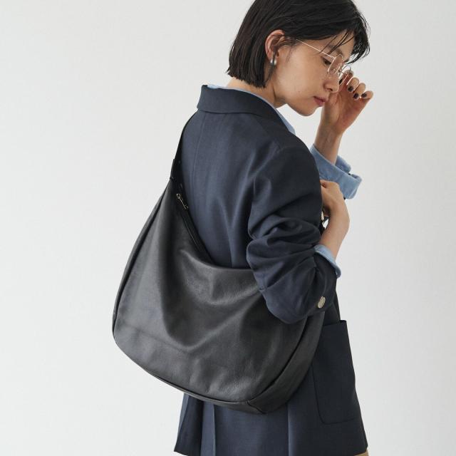 ラシット（russet）/ソフトレザーラウンドビッグショルダーバッグ(CE