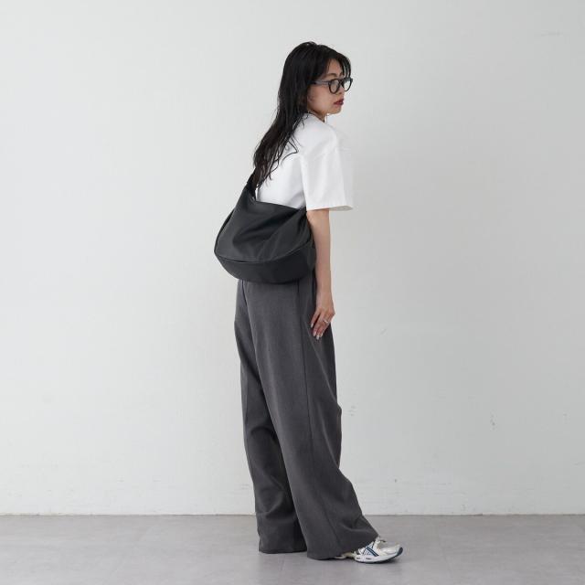 ラシット（russet）/ソフトレザーラウンドビッグショルダーバッグ(CE