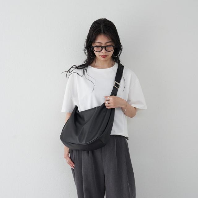 ラシット（russet）/ソフトレザーラウンドビッグショルダーバッグ(CE