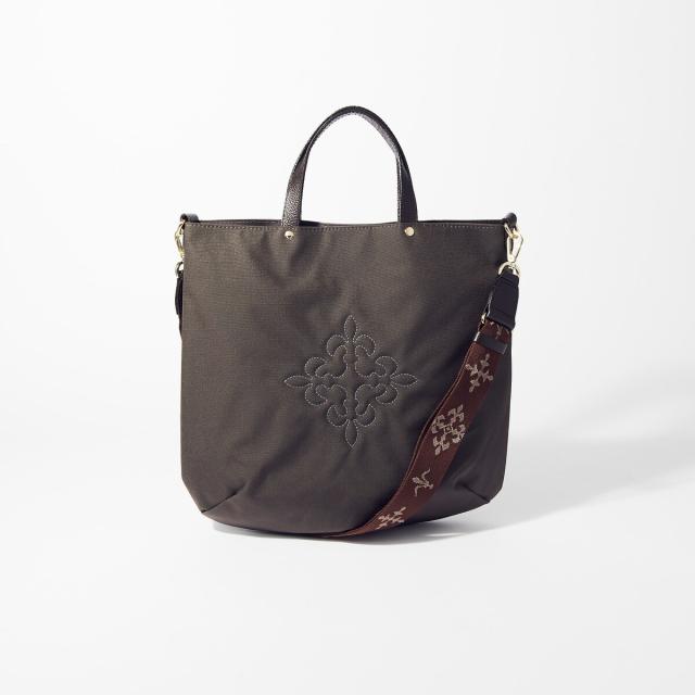 ラシット（russet）/〈新色追加〉スリム2WAYトートバッグ ＜ナイロン