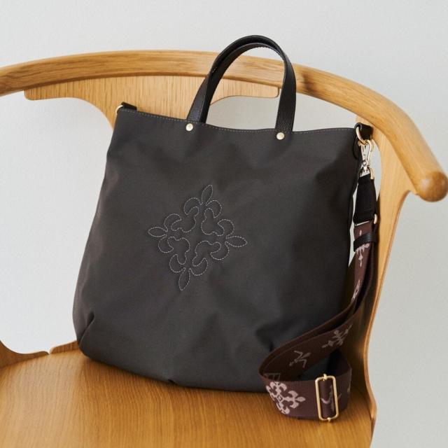ラシット（russet）/〈新色追加〉スリム2WAYトートバッグ ＜ナイロン