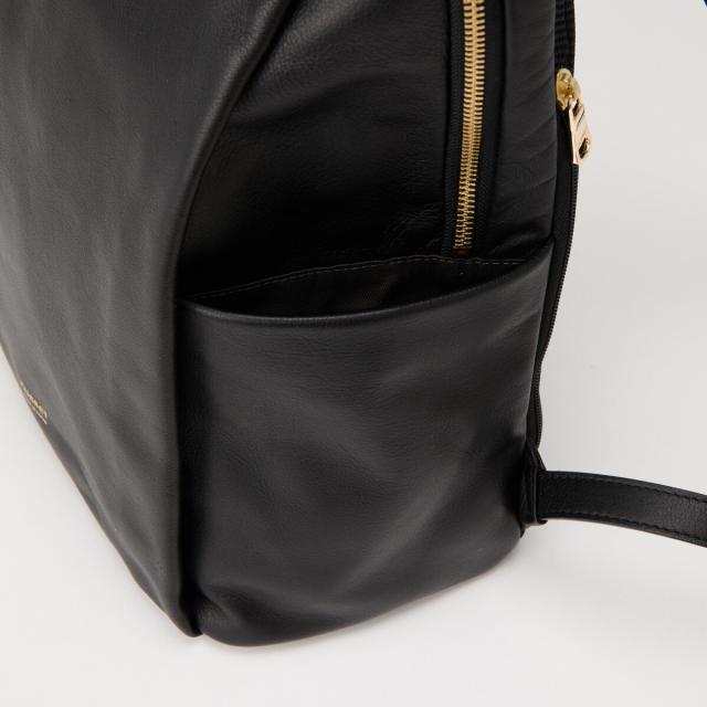 ラシット（russet）/＜背面メッシュ仕様＞レザーリュックサック(CE
