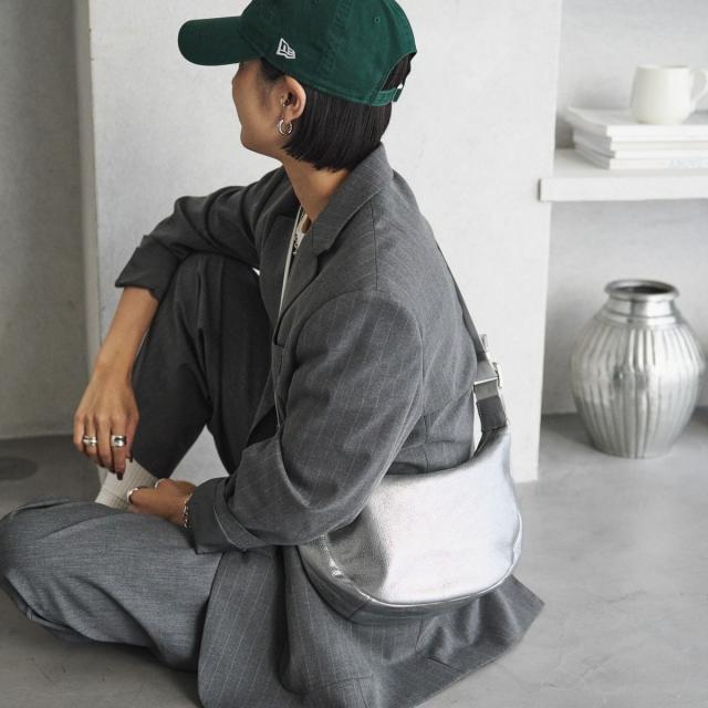 ラシット（russet）/ソフトレザーラウンドショルダーバッグ【シルバー】(CE−1470−WEB)