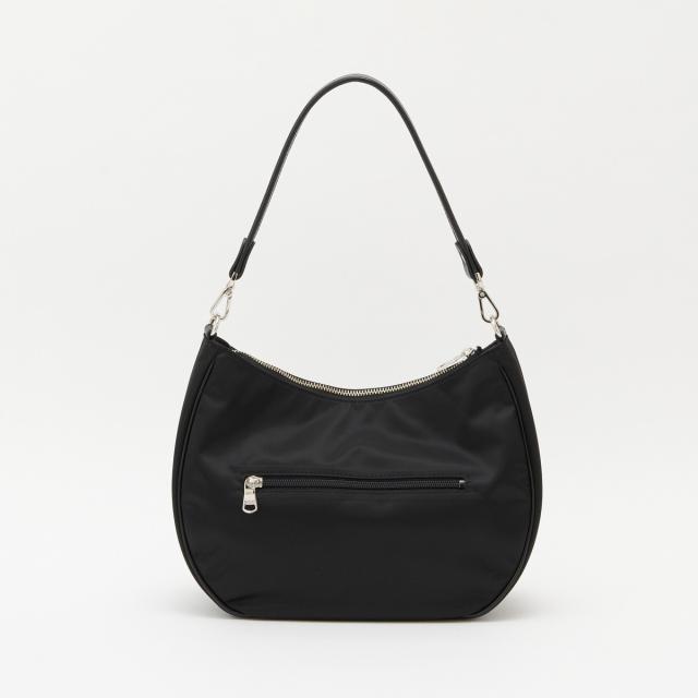 美品✨️スリングバッグ russet ラシットブラッククラウズナイロンショルダー クラウズナイロン] 2wayショルダーバッグ | russet(ラシット