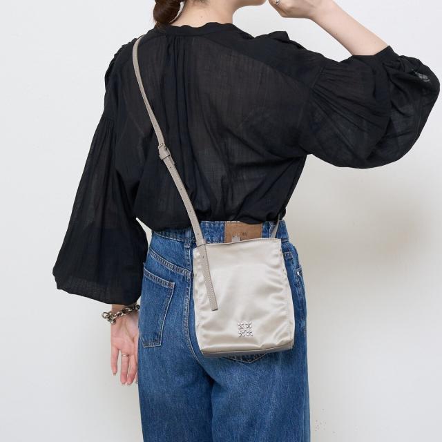 ラシット（russet）/【長財布がちょうど入る】ナイロンミニショルダー