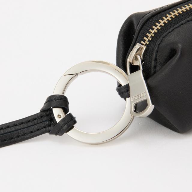 russet ラシット カラビナ付き レザーミニポーチ型チャーム ブラック russet｜カラビナ付き レザーミニポーチ型チャーム | Rakuten